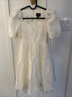 Bardot Off-White Puff Sleeve Tiered Jacquard Dress